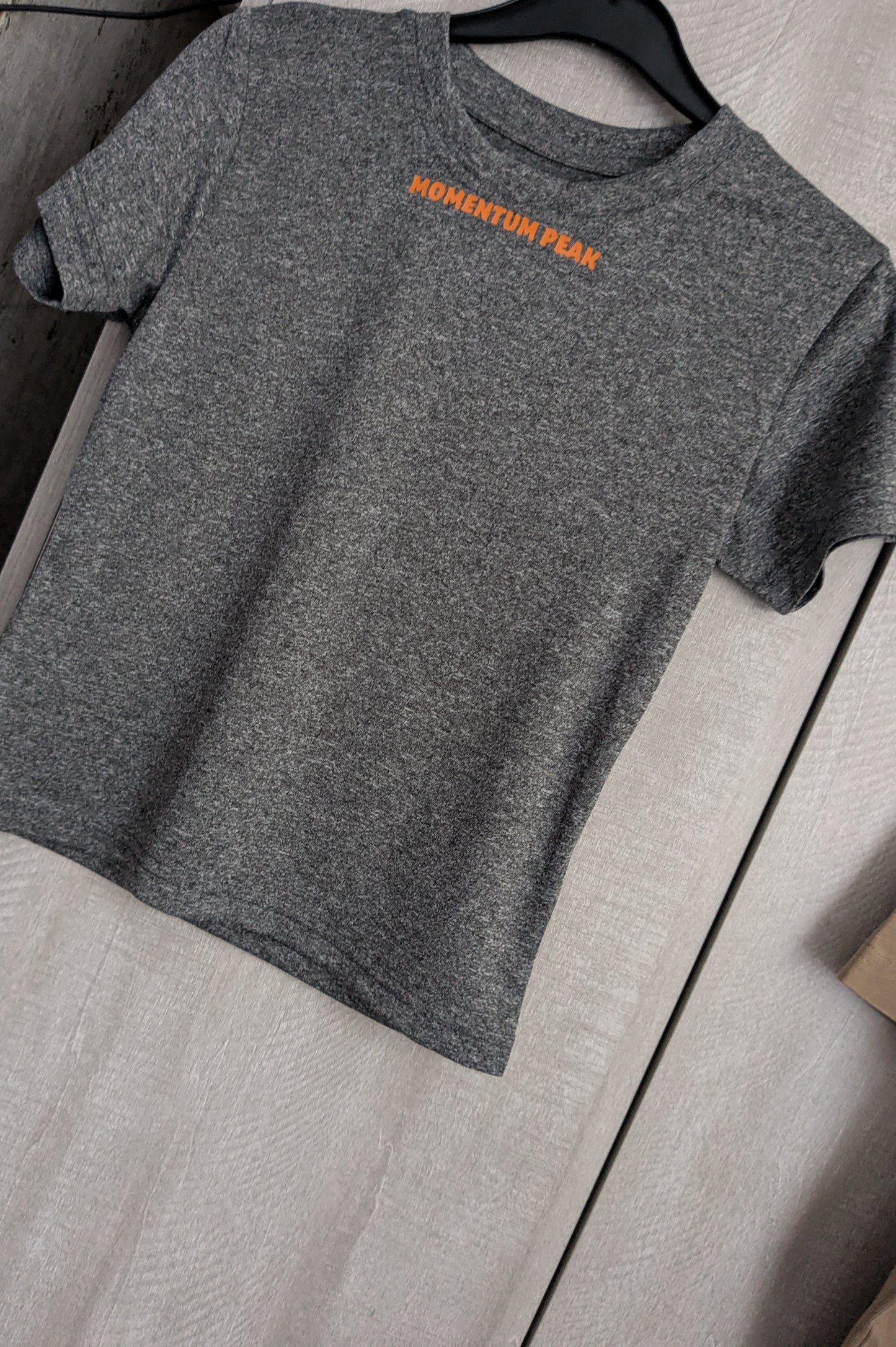 Momentum Peak Younger Child T-shirt